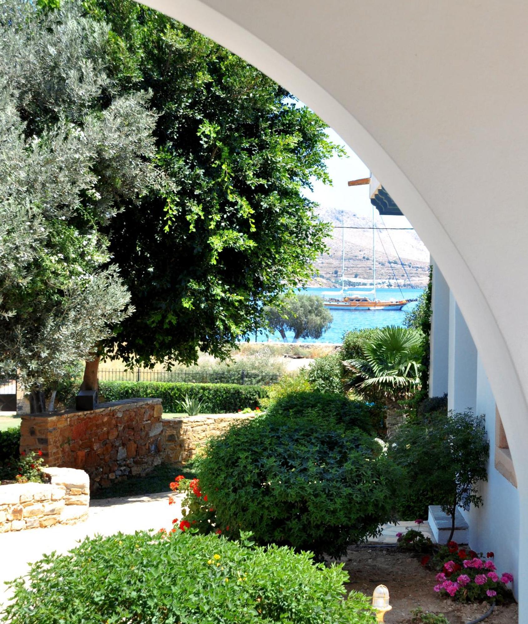 Nefeli Hotel Leros Agia Marina  Exterior photo